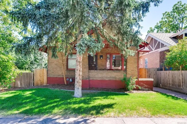 Building Photo - Craftsman-style bungalow in Sunnyside FOR ...