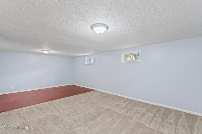 Building Photo - 3810 Norbourne Blvd