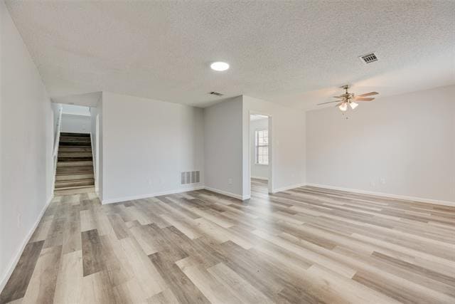 Building Photo - 3150 Tudor Ln