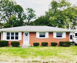 Building Photo - 625 Lisa Ct