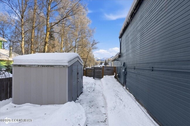 Building Photo - 2350 Cleo Ave