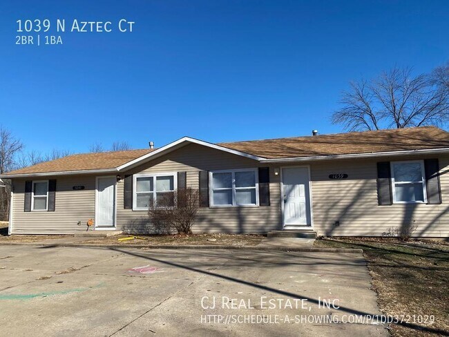 Primary Photo - 1039 N Aztec Ct