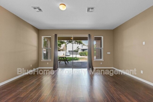 Building Photo - 13130 Penshurst Ln