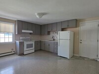 Building Photo - 19 Goodwin Pl