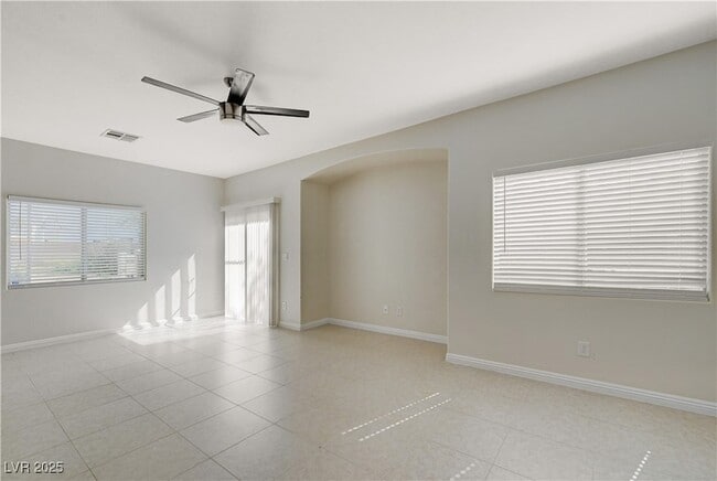 Building Photo - 4855 Double Down Dr