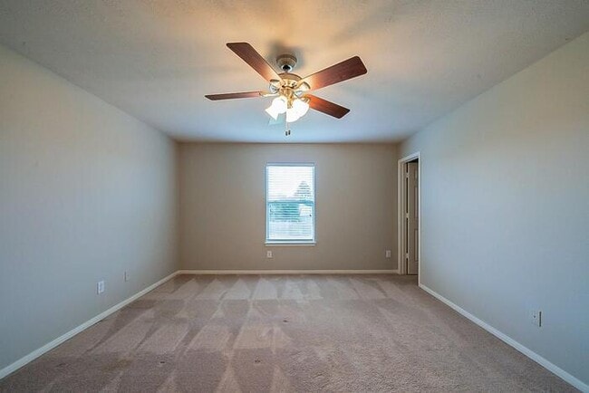 Building Photo - Charming 4 beds 3.5 baths in Spring
