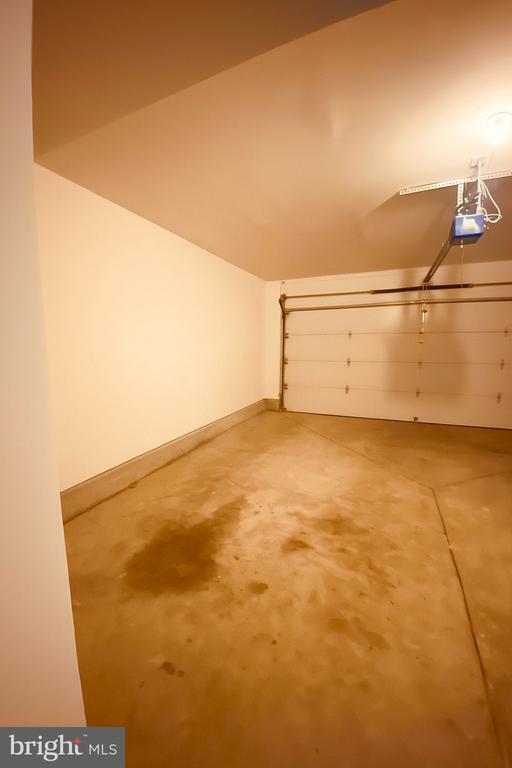 Building Photo - 4208 Talmadge Cir
