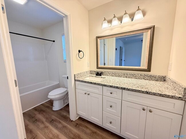 Building Photo - 103 Oakwood Meadows Dr