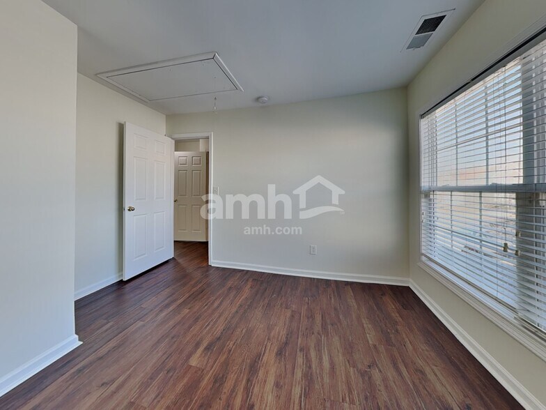 Building Photo - 14616 Asheton Creek Dr