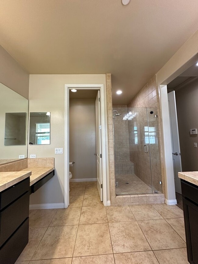 Building Photo - Beautiful House in gated community w/ Solar!