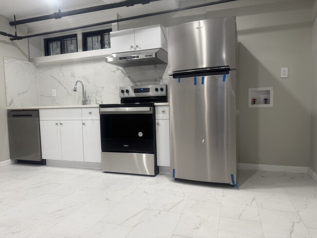 Kitchen/Dining Room - 2437 32nd St