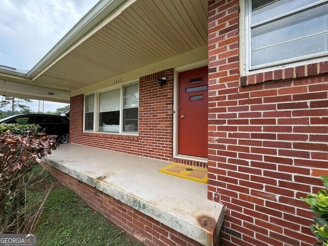 Building Photo - 2465 Miriam Ln