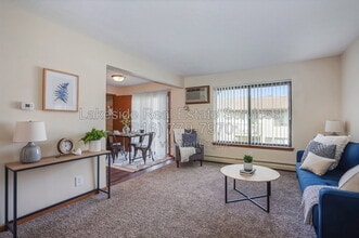 Building Photo - 3484 Wallace Ct SW