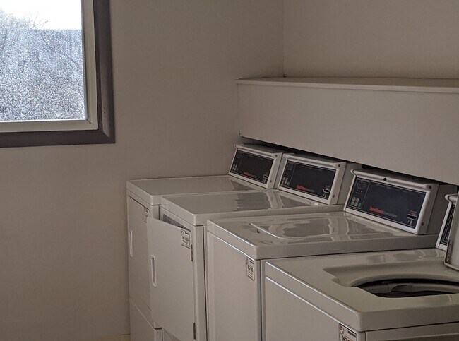 Building Photo - 4418 Beau Monde Dr
