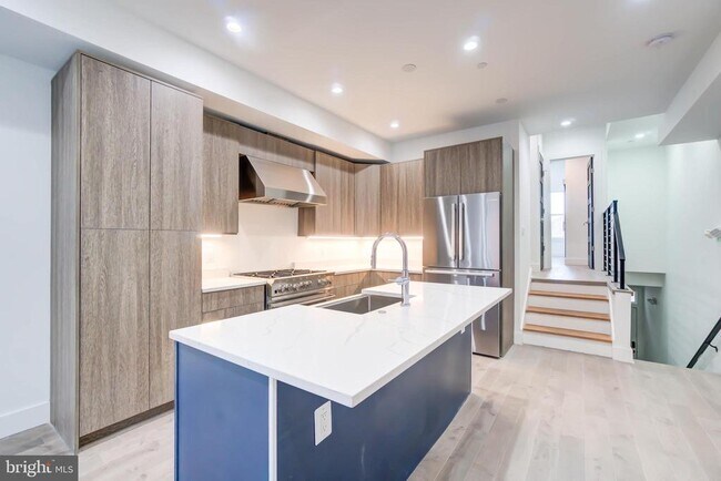 Building Photo - 2228 13th St NW