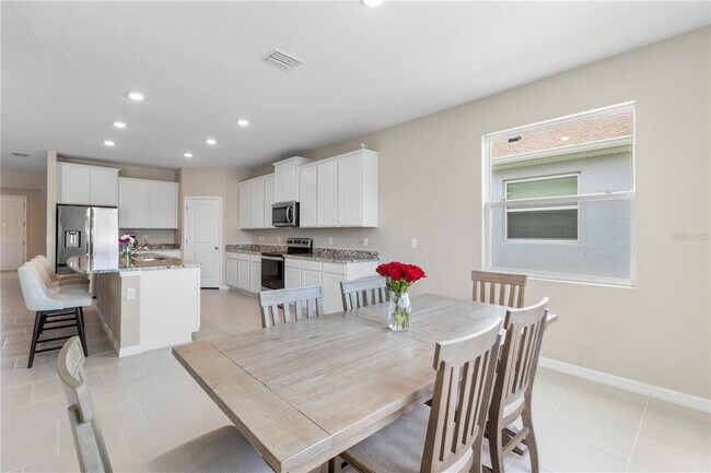 Building Photo - 33700 Hamilton Hl Ln