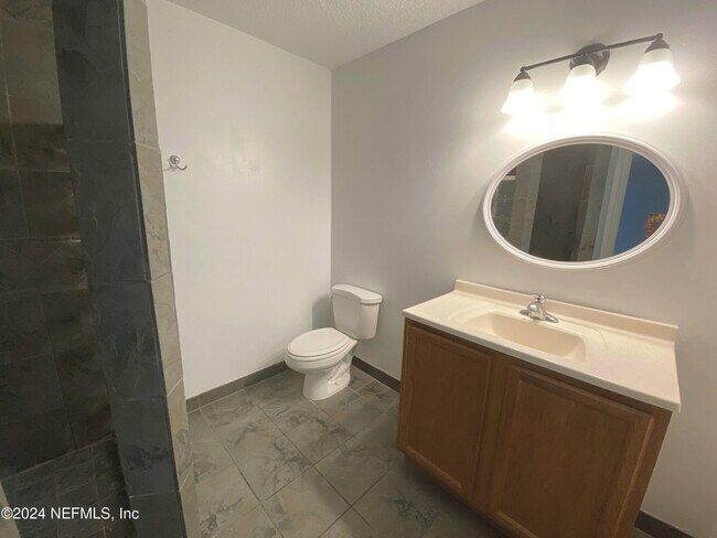 Building Photo - 695-A1A A1A N