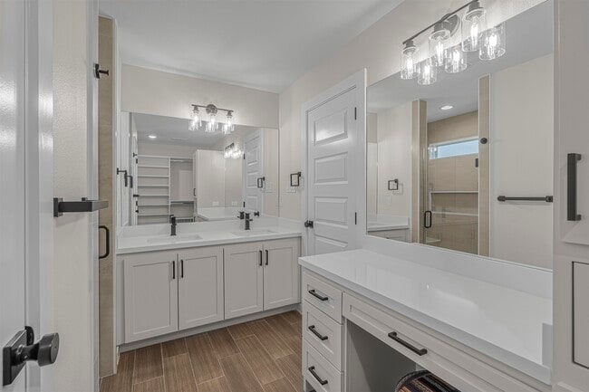 Building Photo - 9812 Caddo Lp