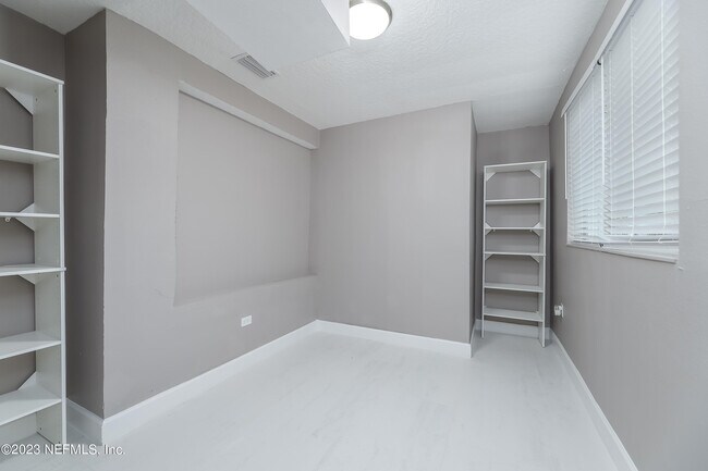 Building Photo - 5262 Tulane Ave