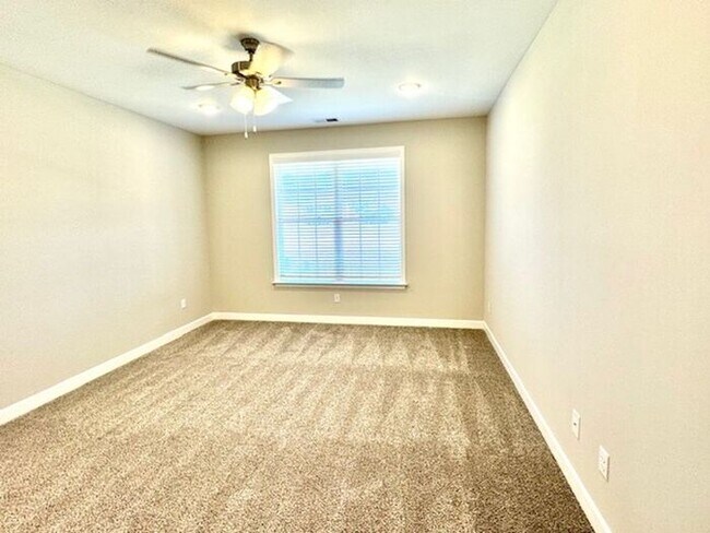 Building Photo - Now Leasing a 4-Bedroom 2.5 Home In Somerville, TN. Availalbe NOW!