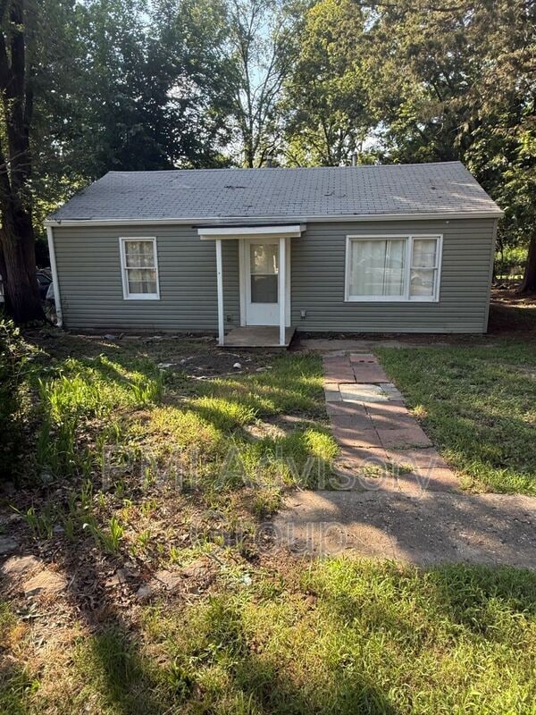 Primary Photo - 316 SE 34th St