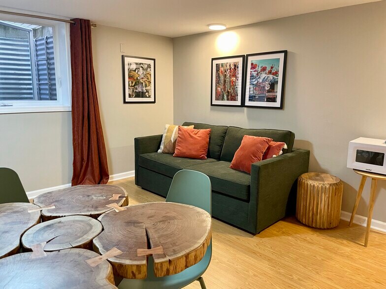 Building Photo - 4324 3rd Ave NW