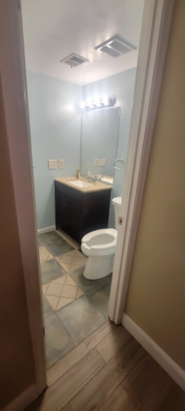 Building Photo - 5201 Brawood St