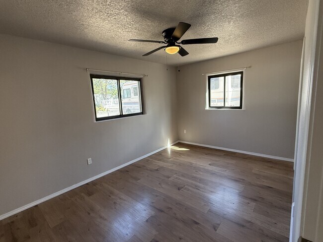 Building Photo - 2729 Bel Air Dr NE