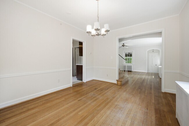 Building Photo - 1500 44th St NW