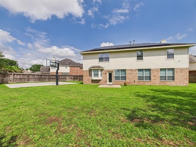 Building Photo - 26306 Shady Walk Ln