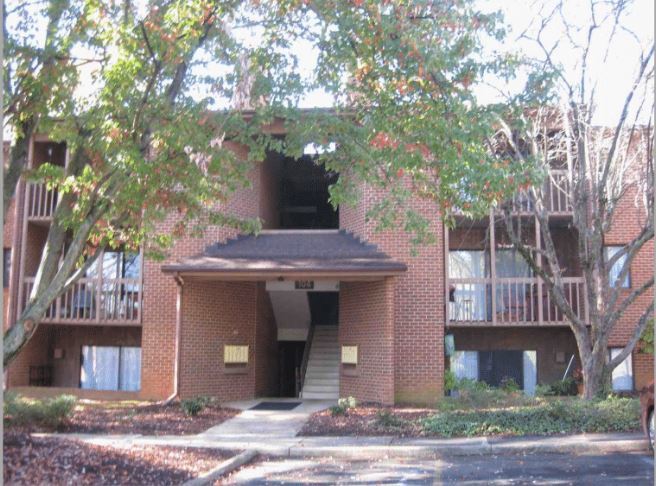 Exterior view - 104 Turtle Creek Rd