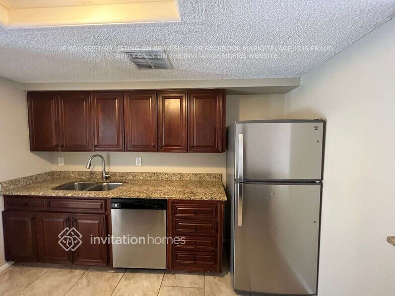Building Photo - 3453 Wilson Dr