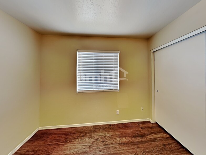 Building Photo - 426 S Luther