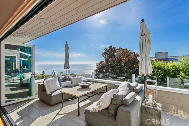 Building Photo - 1010 Emerald Bay