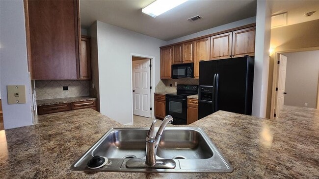 Building Photo - 8169 Grayson Grove