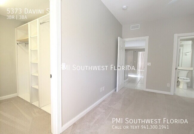 Building Photo - 5373 Davini St
