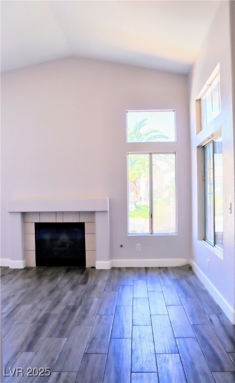 Building Photo - 3861 Bach Way