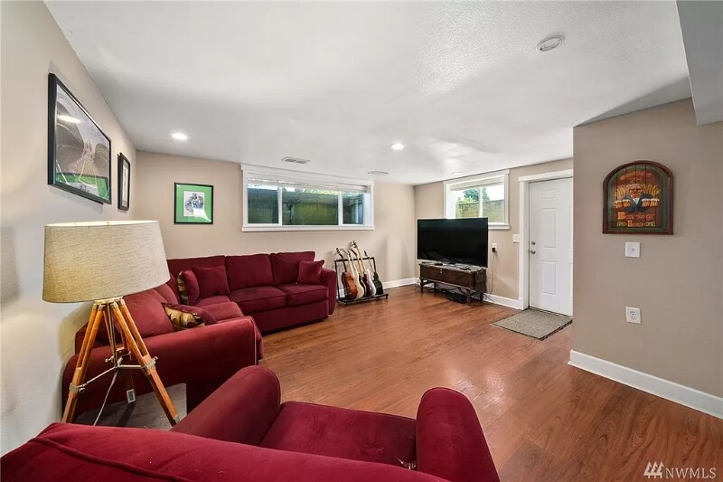 Primary Photo - 1415 G St SE