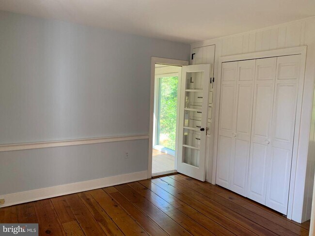 Building Photo - 18279 Foundry Rd