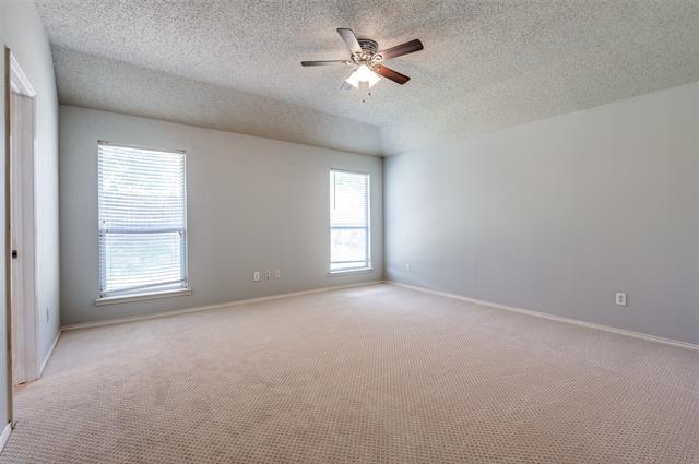 Building Photo - 9936 Carter Dr