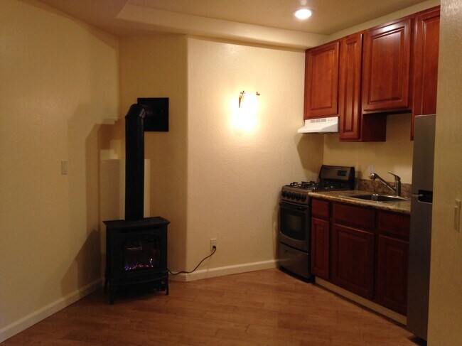 Building Photo - 13975 Wings of Morning Dr