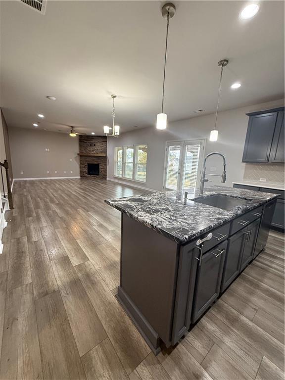 Building Photo - 4610 Sandy Creek Dr