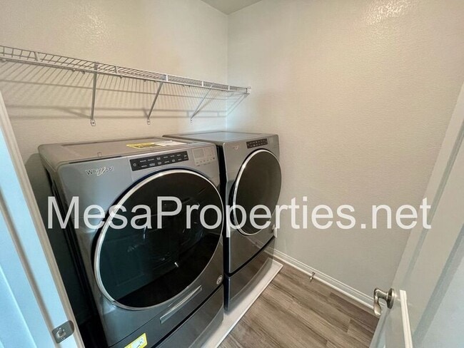 Building Photo - 1709 Cedar Tree Pl