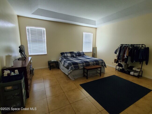 Building Photo - 561 Lambert St SW