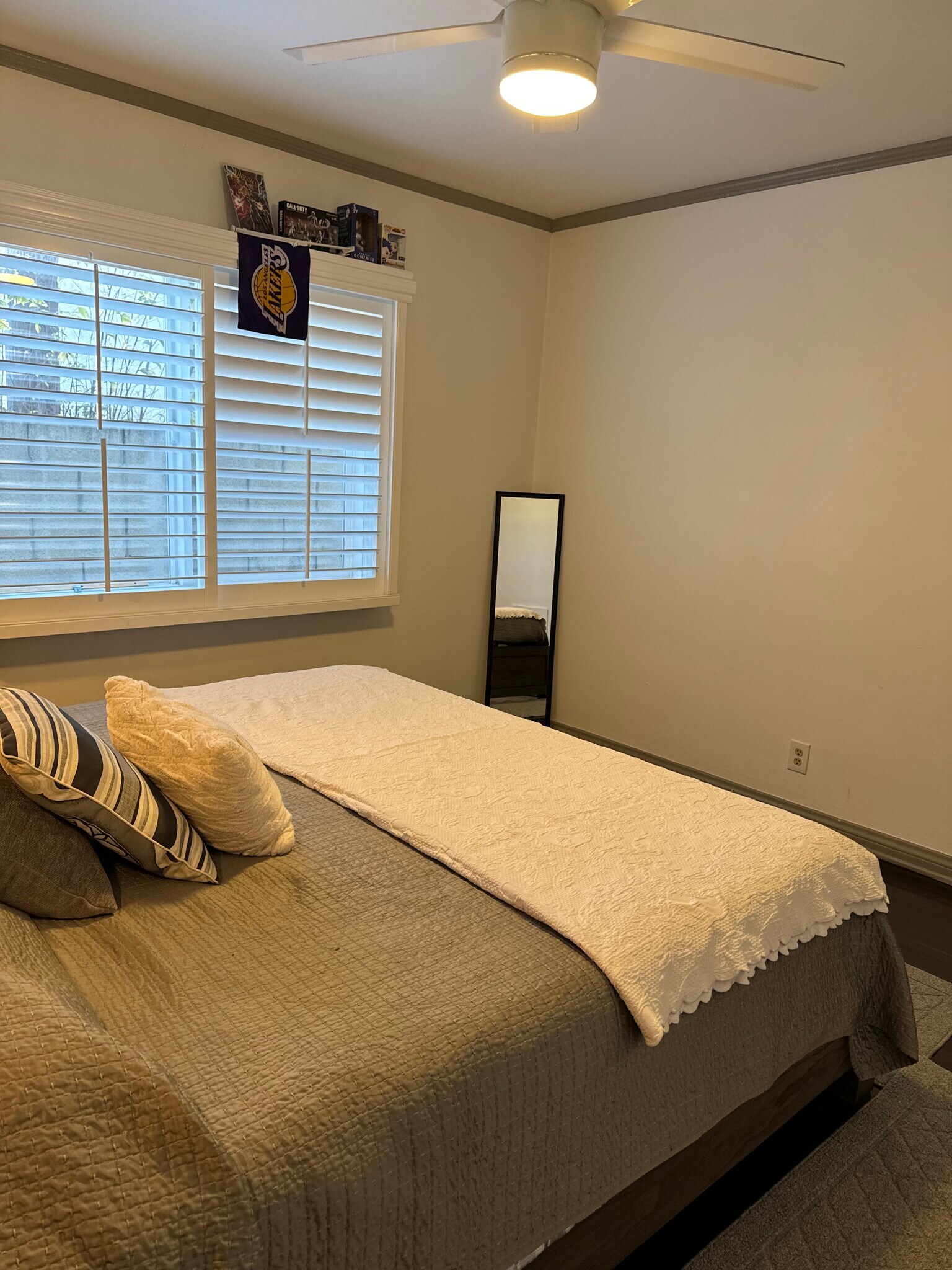 Building Photo - 3616 W Adams Blvd