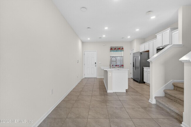 Building Photo - 8210 Larose Rd