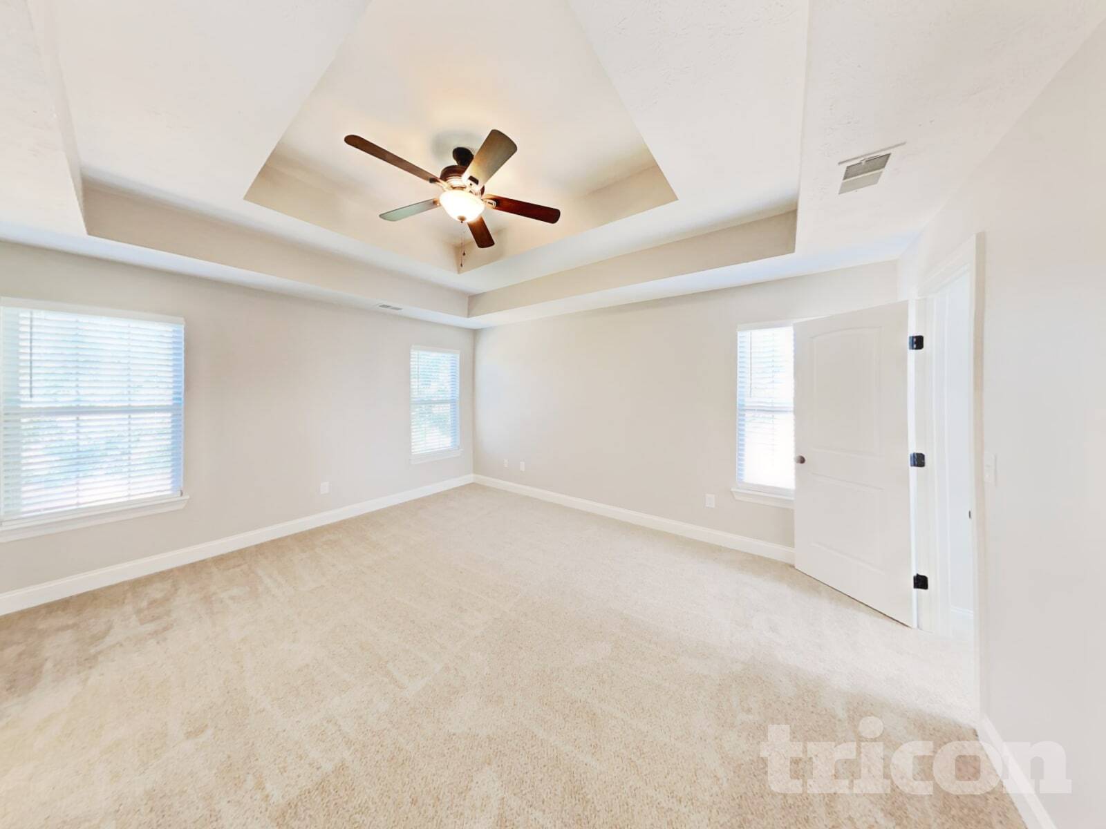 Building Photo - 523 Twyla Dr