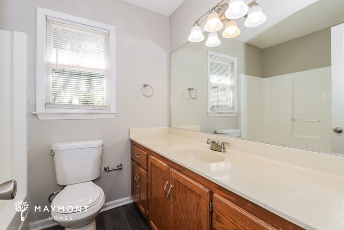 Building Photo - 2323 Casaba Dr