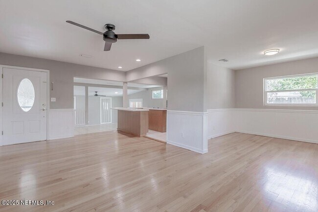 Building Photo - 5640 Coppedge Ave