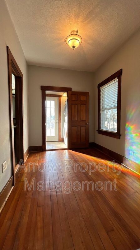 Building Photo - 2829 South St